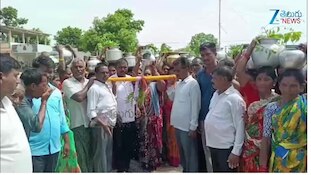 వాన దేవుడా కరుణించు.. కప్పతల్లి ఆటలు చూశారా..!