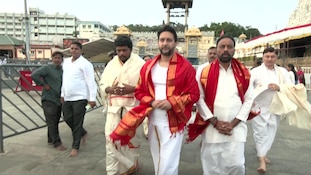 Tirumala: తిరుమల సేవలో తమిళనాడు మంత్రి, ఏపీ ఎమ్మెల్యే, ఎమ్మెల్సీ