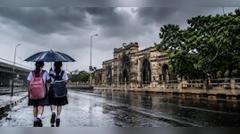 ఆదివారం కూడా తరగతులు.. పాఠశాలలకు  ప్రభుత్వం కీలక ఆదేశాలు.. ఎందుకో తెలుసా?
