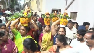 Jagga Reddy: సంగారెడ్డి బోనాల వేడుకల్లో జగ్గారెడ్డి కుటుంబసభ్యులు