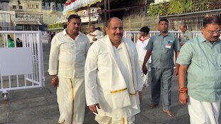 Tirumala: తిరుమల వెంకటేశ్వర స్వామి సేవలో ప్రముఖులు