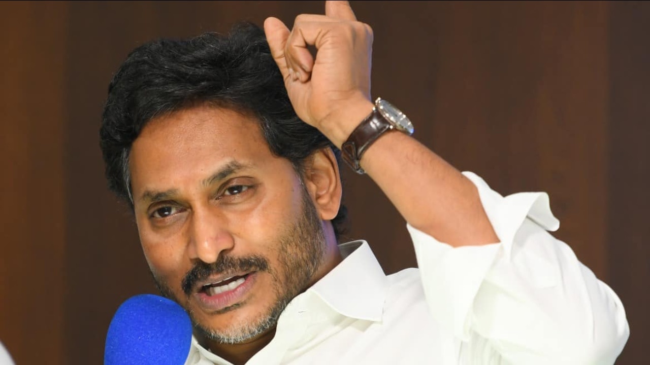 పోలవరంప్రాజెక్టు నీళ్లు తెచ్చేశాం అని డప్పుకోవడం ఏమిటి? వైఎస్ జగన్