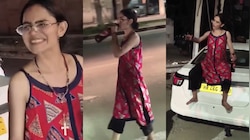 Video Viral: వామ్మె.. నడి రోడ్డు మీద మందు తాగుతూ యువతి రచ్చ రంబోలా.. వీడియో వైరల్..