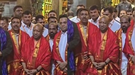 Yogi Adityanath: తిరుమల శ్రీవారి సేవలో యూపీ సీఎం యోగి, మాజీ మంత్రి రోజా