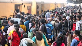 రైల్వే ప్రయాణీకులకు శుభవార్త.. దీపావళి సందర్భంగా 20 ప్రత్యేక రైళ్లు, హైదరాబాద్‌ మీదుగా ఎన్నంటే?