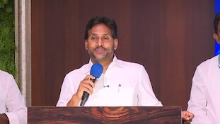YS Jagan: కళ్లు మూసుకుంటే ఎన్నికలు.. కురుక్షేత్రంలో పోరాడాలి: మాజీ సీఎం వైఎస్‌ జగన్‌