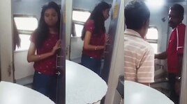 Video Viral: రన్నింగ్ ట్రైన్‌లో అరాచకం.. ఒకే బాత్రూమ్‌లో ప్రేమజంట రొమాన్స్.?. ఇంతలో ట్విస్ట్.. వీడియో వైరల్..
