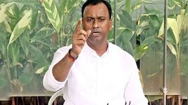 సీఎం రేవంత్ విషయంలో మునుగోడు ఎమ్మెల్యే కోమటిరెడ్డి రాజగోపాల్  రెడ్డి యూటర్న్..
