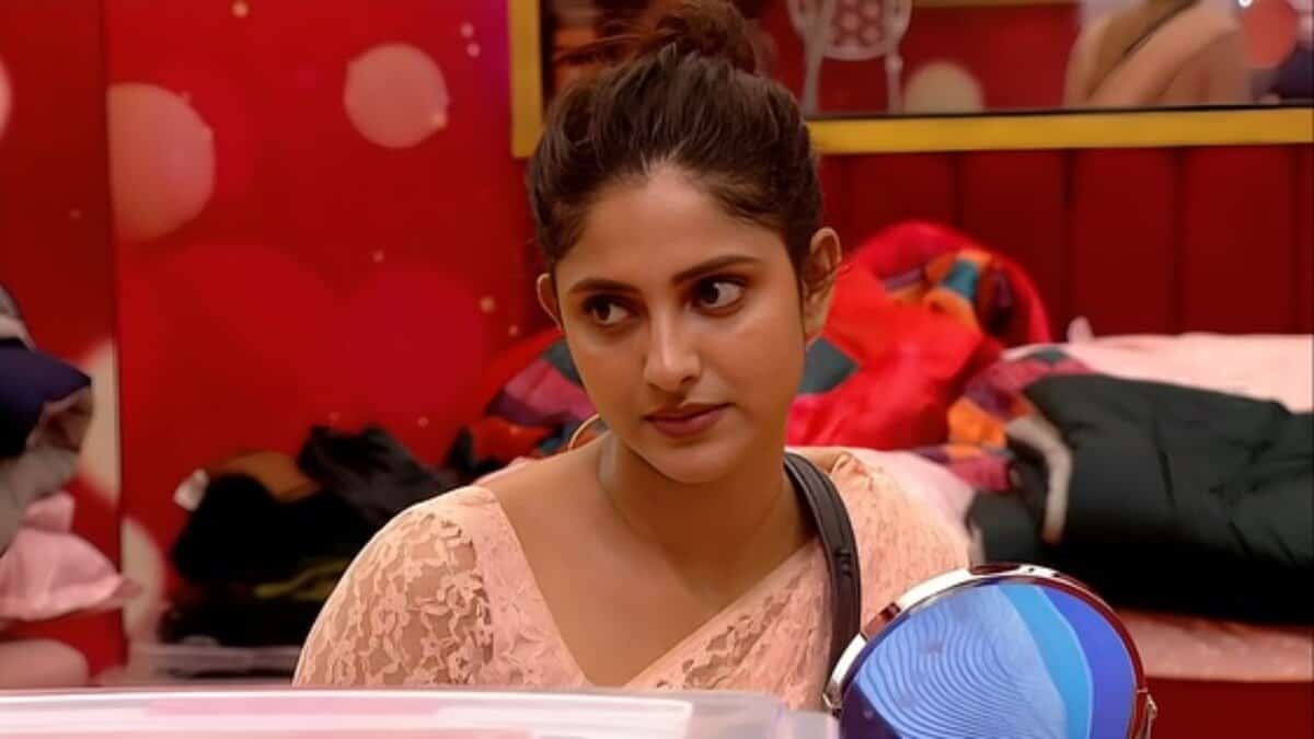 Bigg Boss 9 Telugu Ayesha Zeenath