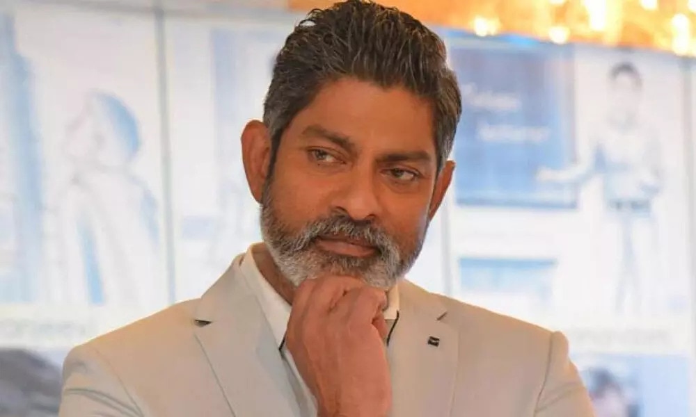 Jagapathi Babu About Politics
