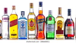 AP New Liquor Policy: మందు బాబులు ఎగిరి గంతేసే శుభవార్త.. ఇక వైన్ షాప్ ల దగ్గ వాటికి అనుమతి.. 