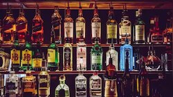 Liquor Shops Close: మందు బాబులకు షాక్.. వరుసగా మూడు రోజులు వైన్ షాప్స్ క్లోజ్..