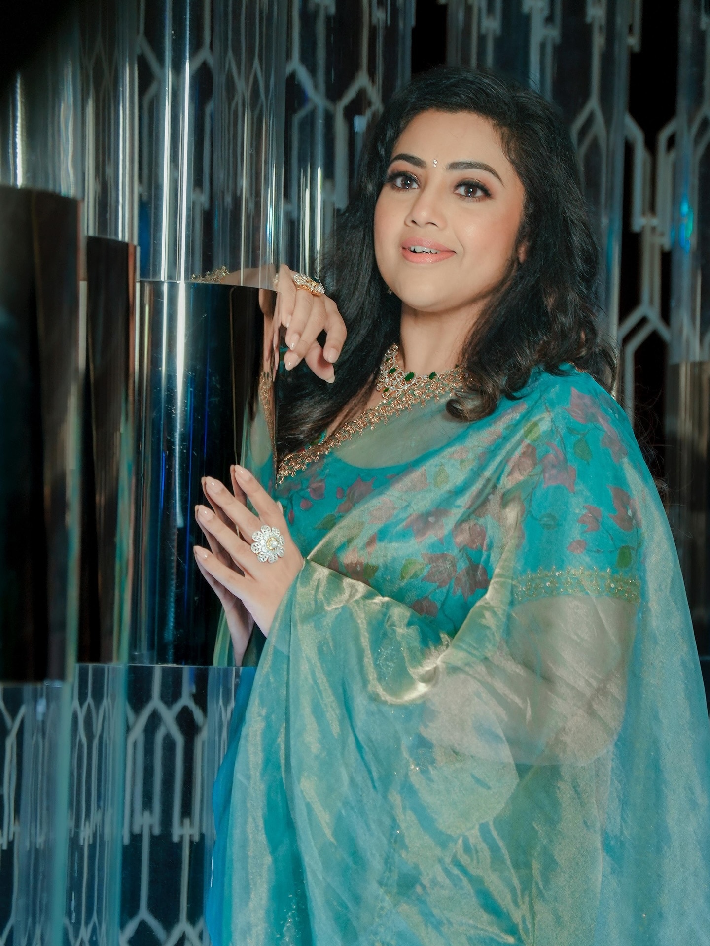 Meena First Husband