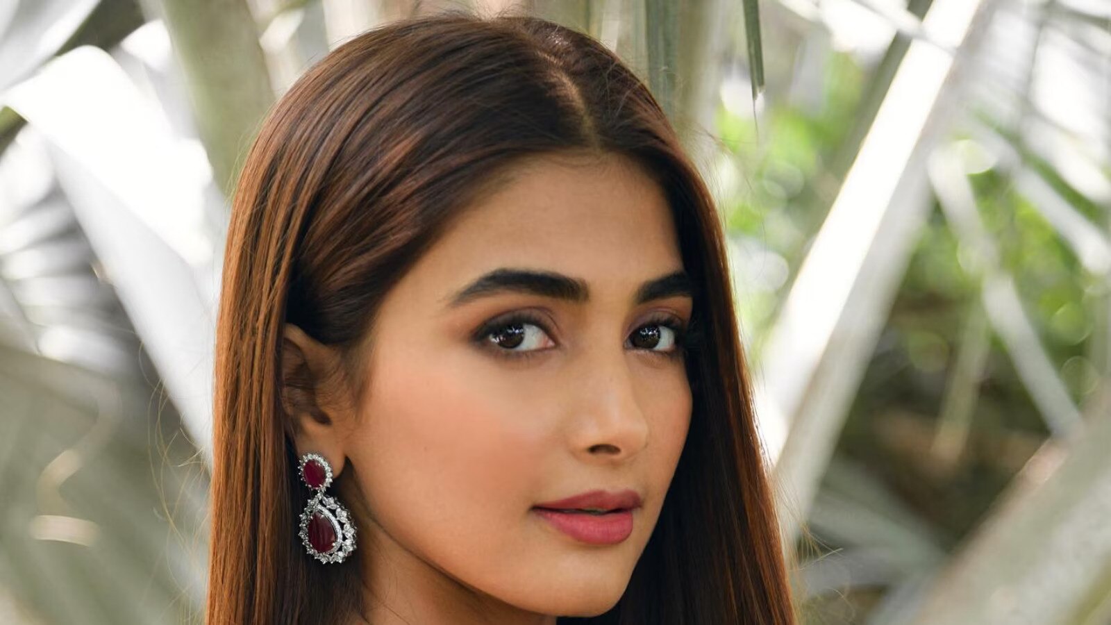 Pooja Hegde Networth