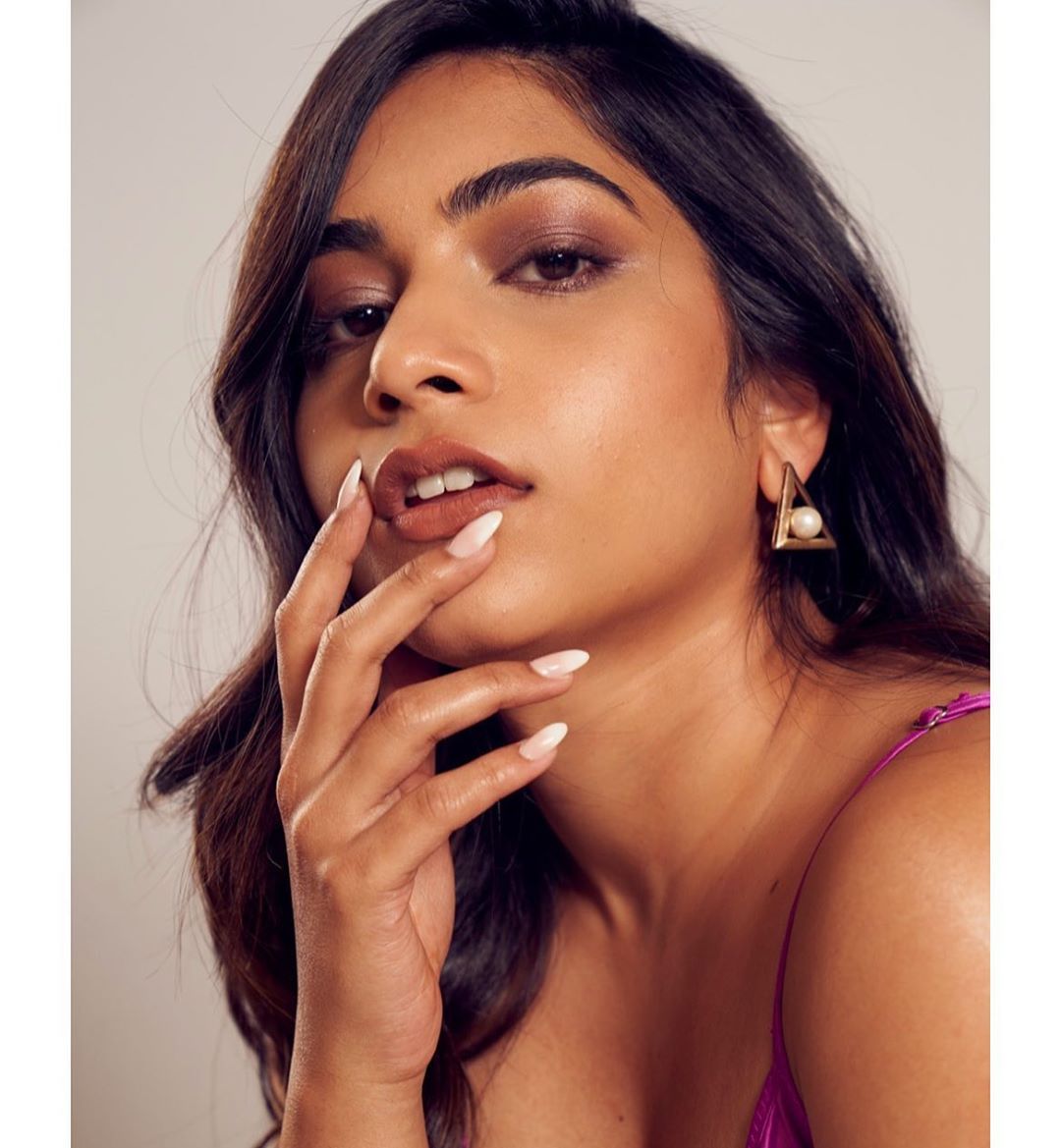 Big Boss 3 Fame పునర్ణవి భూపాలం Hot Photos ( Image Source: Instagram/punarnavib) Big Boss 3 Fame Punarnavi Bhupalam Hot Photos Facts