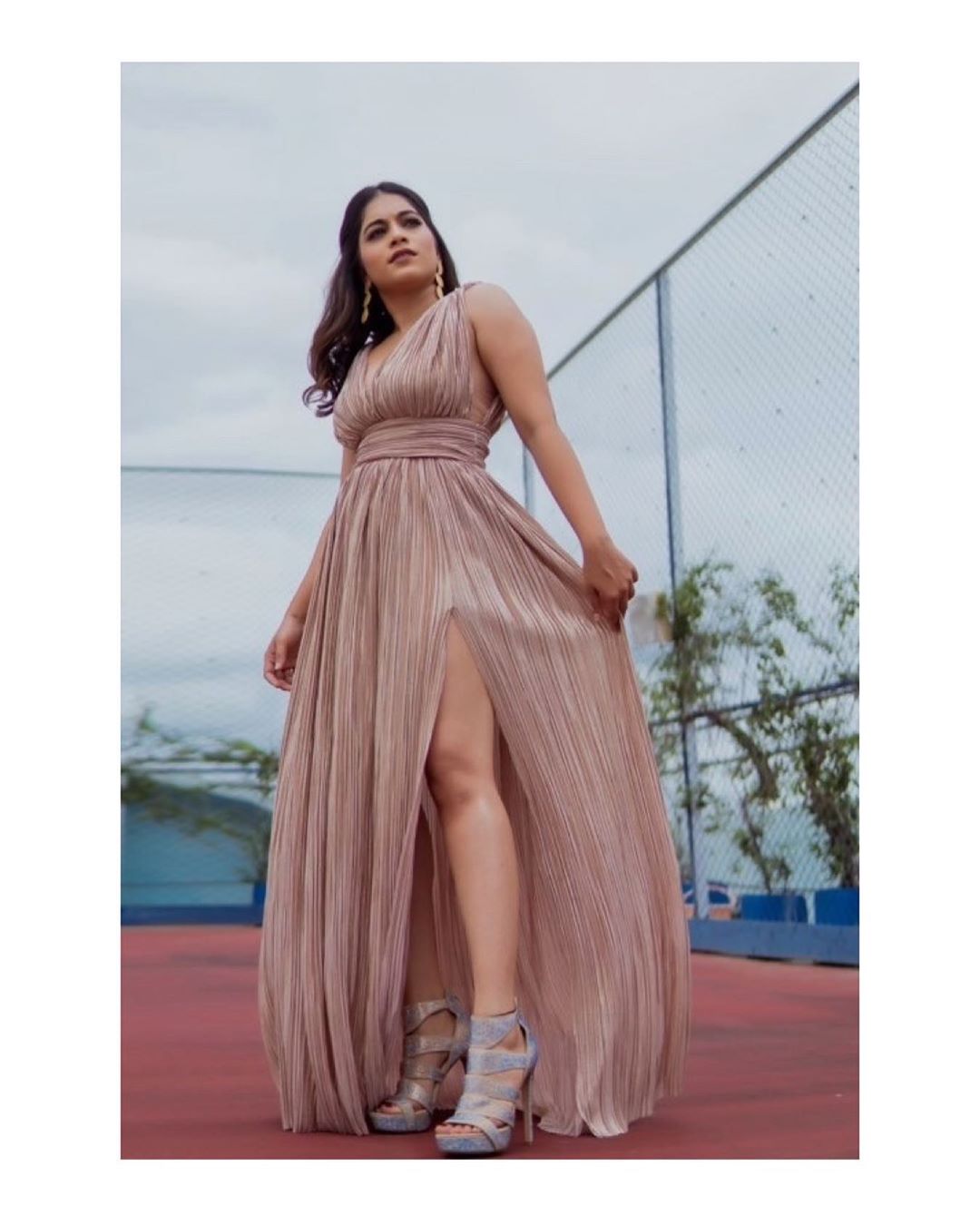 Big Boss 3 Fame పునర్ణవి భూపాలం Hot Photos ( Image Source: Instagram/punarnavib) Big Boss 3 Fame Punarnavi Bhupalam Hot Photos Facts