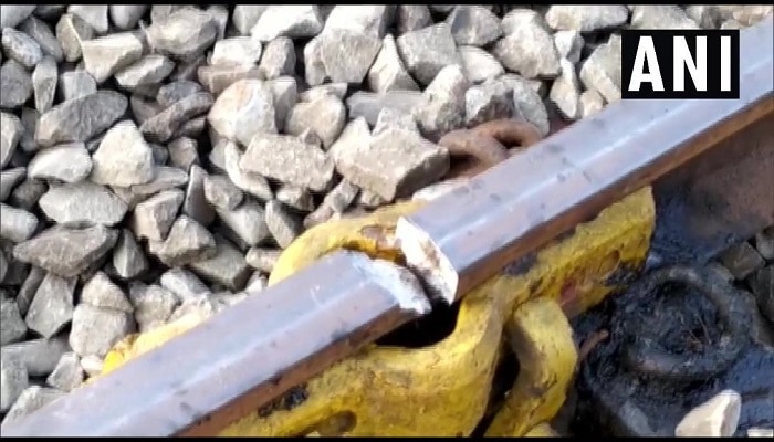 Puri Tirupati Express train Broken railway track near Bhairavapatnam in krishna dist of Andhra pradesh