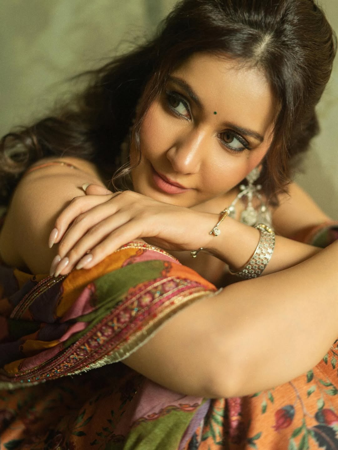 Raashii Khanna Shocking Comments 