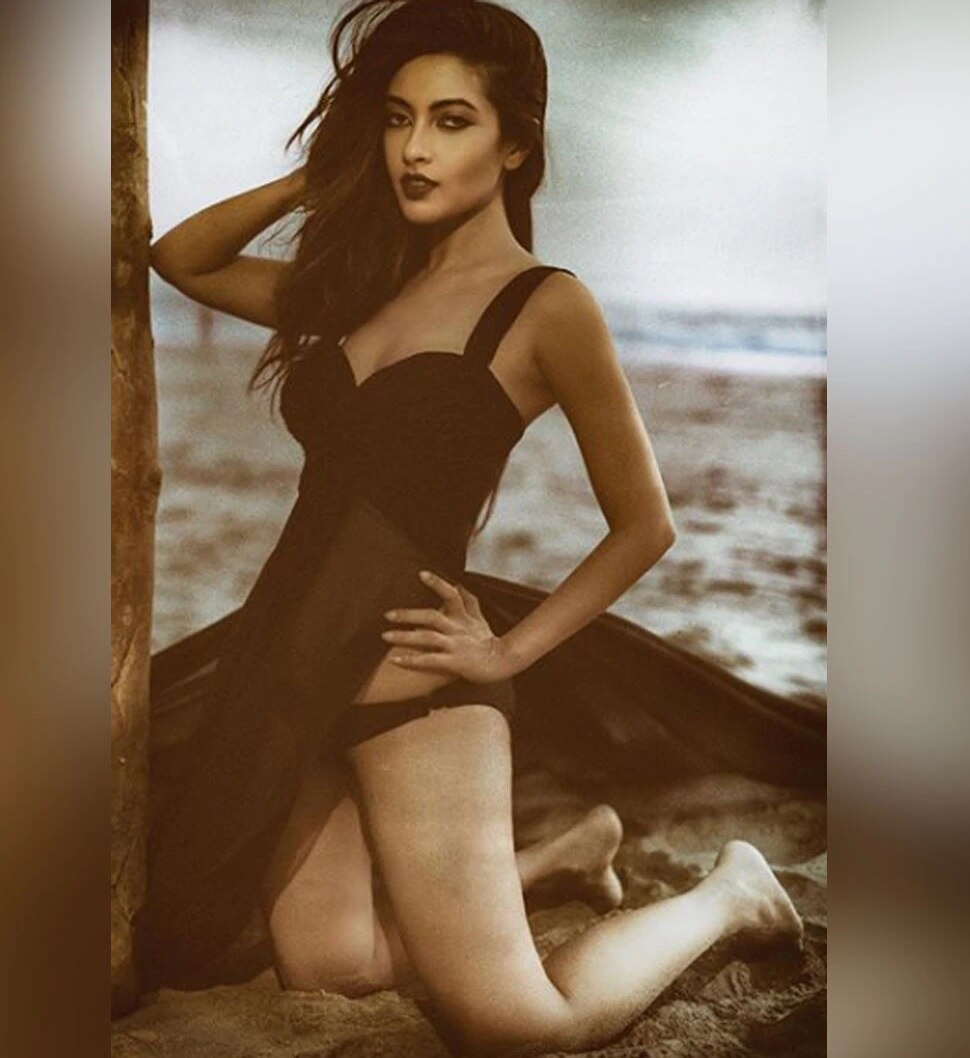 Riya-sen-latest-photo