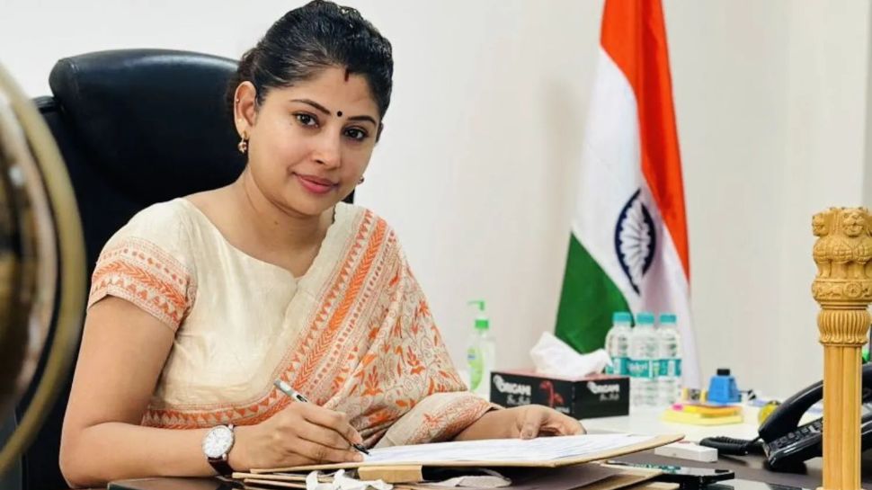 Beautiful IAS officer India