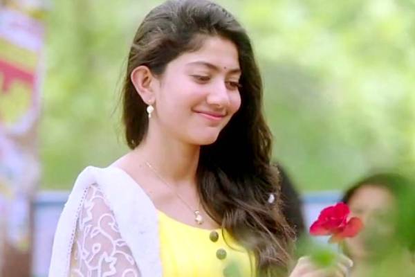 Sai Pallavi Hot