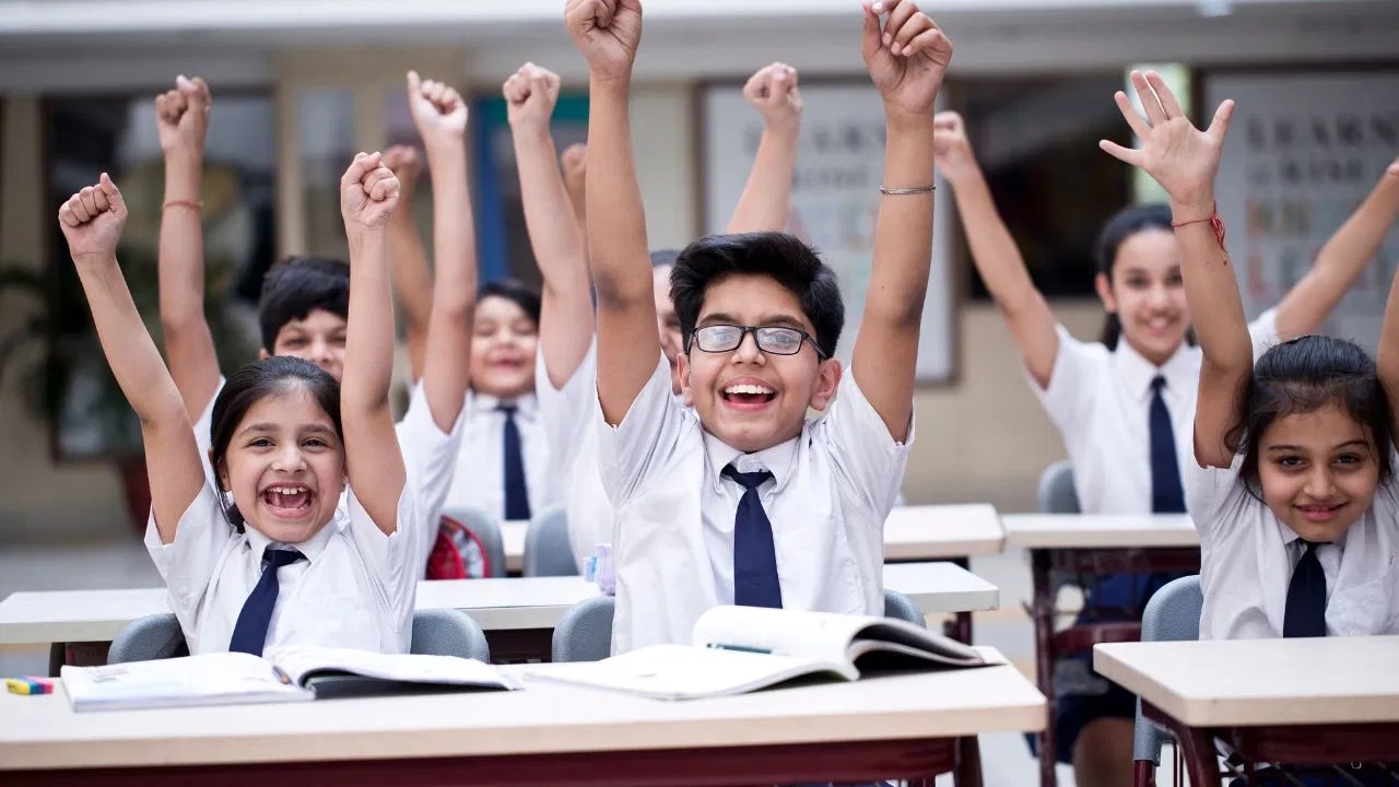 School Holiday 3 Days From Tomorrow 
