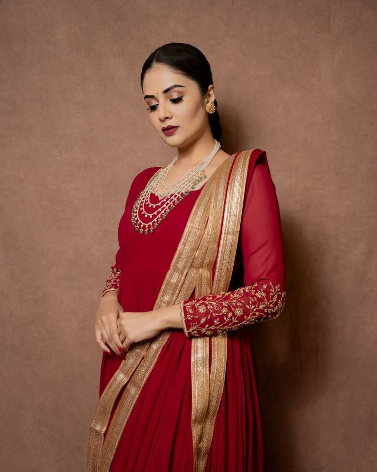 Sreemukhi - Bhola Shankar 