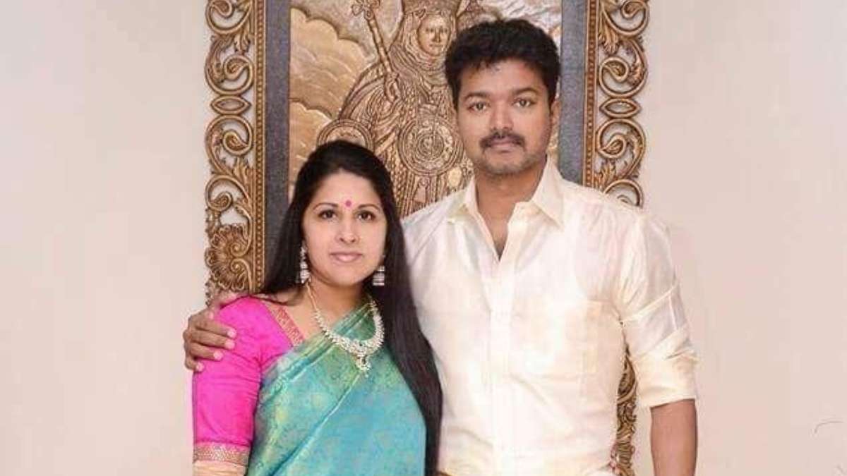 Thalapathy Vijay Son and Wife