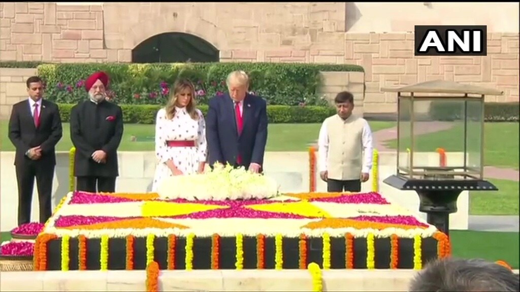 Melania Trump pays tribute to Mahatma Gandhi at Raj ghat