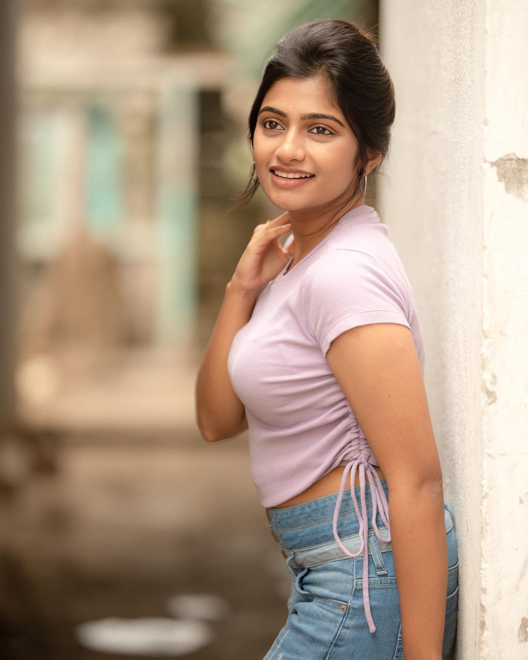 Tamil Bigg Boss Contestant VJ Archana Shares Amazing Pictures In Jeans 