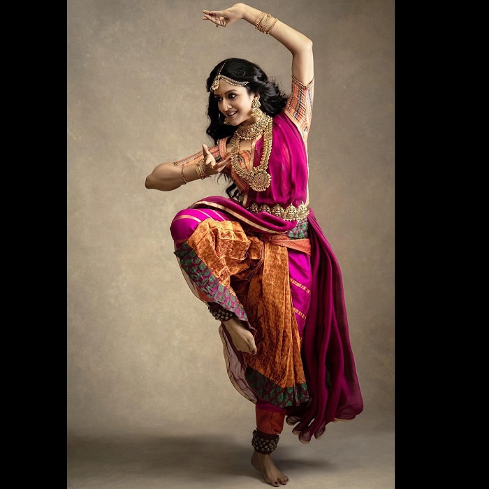 Actress Vimala Raman is a Good Classical Dancer