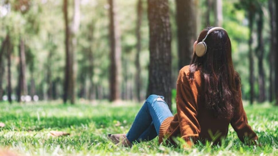 things women do when alone
