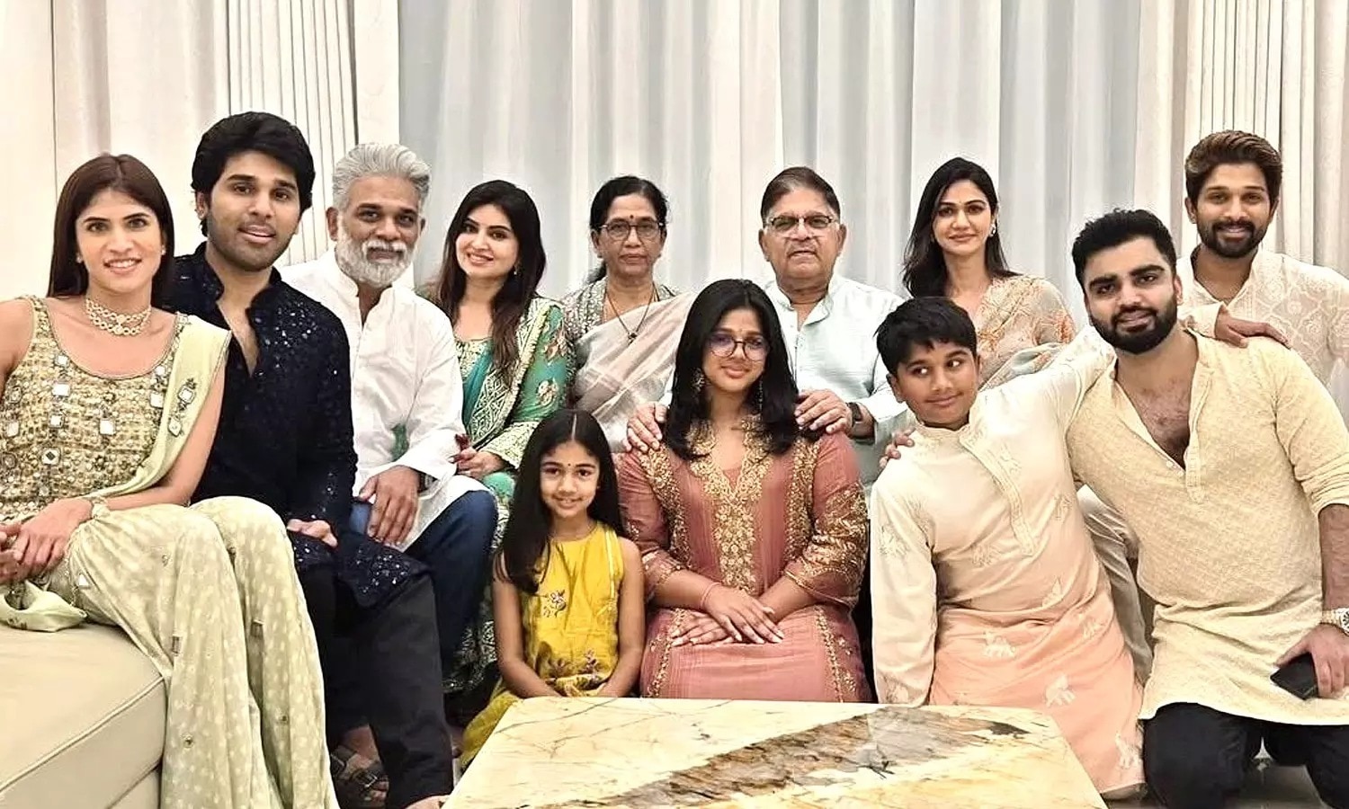 Nayanika Redy Allu Sirish Engagement With Nayanika Reddy Photos Goes Viral | Allu ...