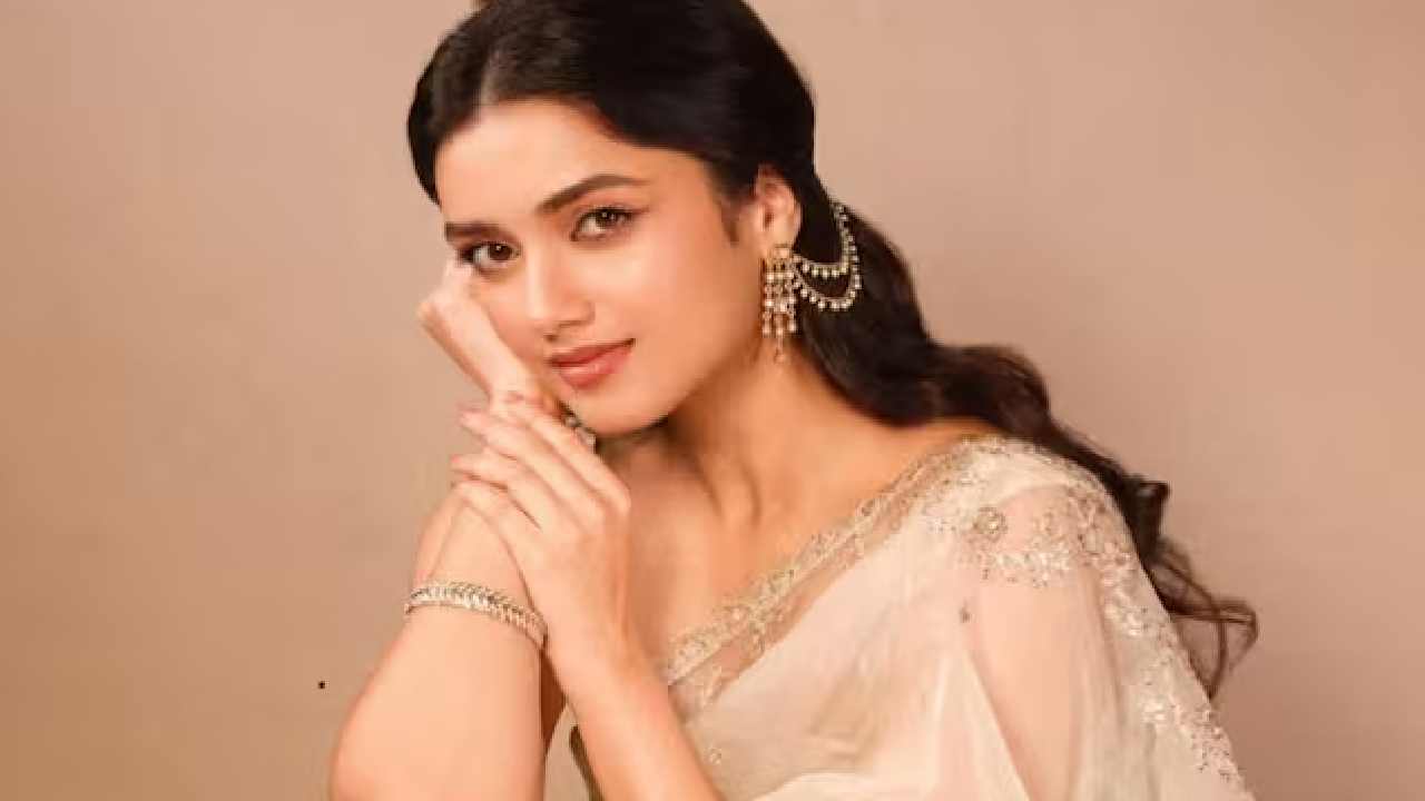 ఏదేమైనా అతనితో.. మనసులో మాట బయటపెట్టేస్తున్న భాగ్యశ్రీ బోర్సే
