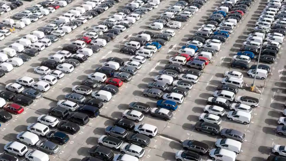 Under Rs 5 Lakhs Cars