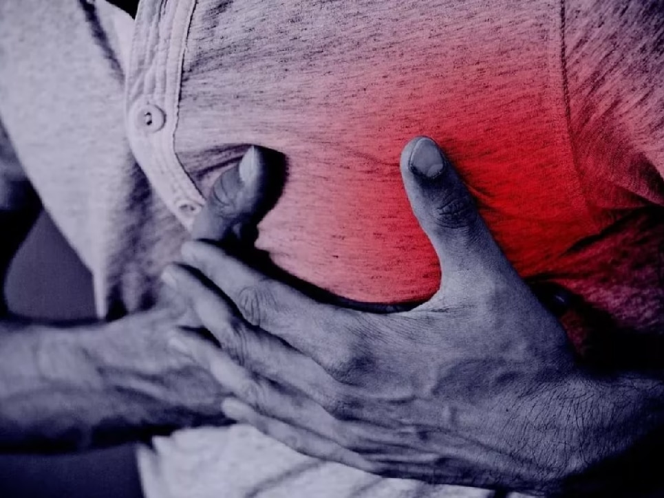 health-tips-and-precautions-of-facing-frequent-chest-pain-it-could-be-5