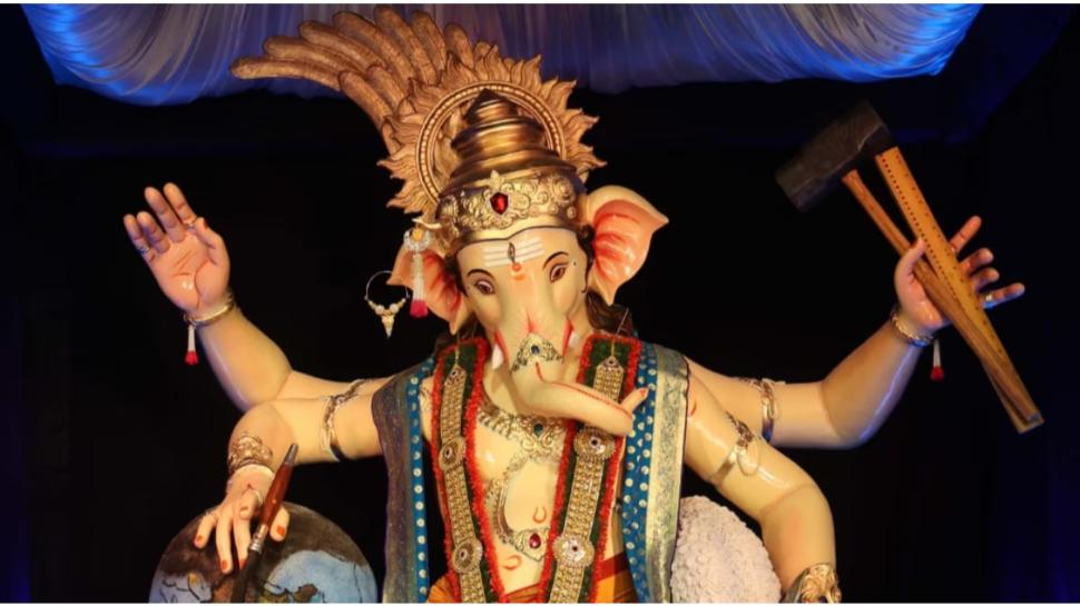 Expensive Ganpati Idols and Pandals