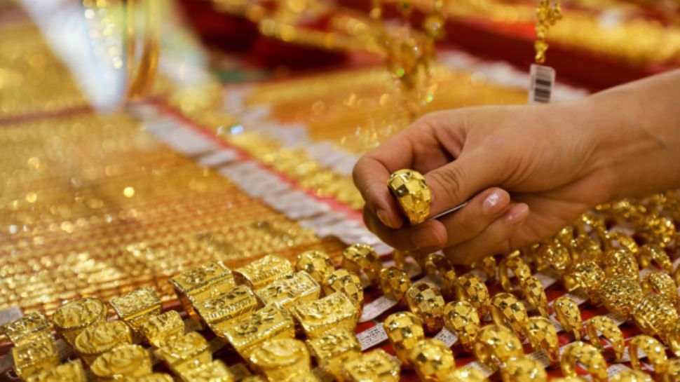 Gold Price Decline: మళ్లీ తగ్గిన బంగారం, ఇవాళ నవంబర్ 14న మీ ఊర్లో 22 క్యారెట్ల బంగారం ధర ఎంత