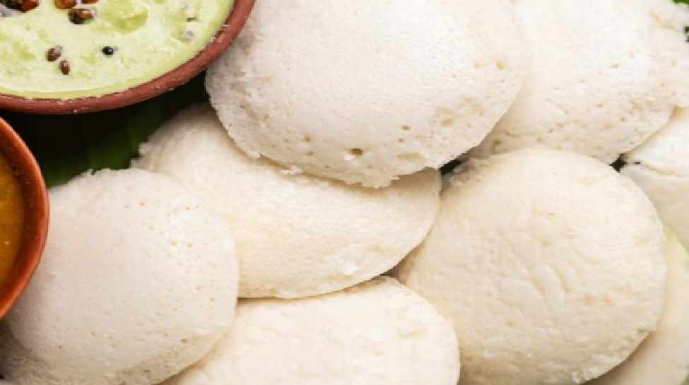 Tasty Puffy Idli 