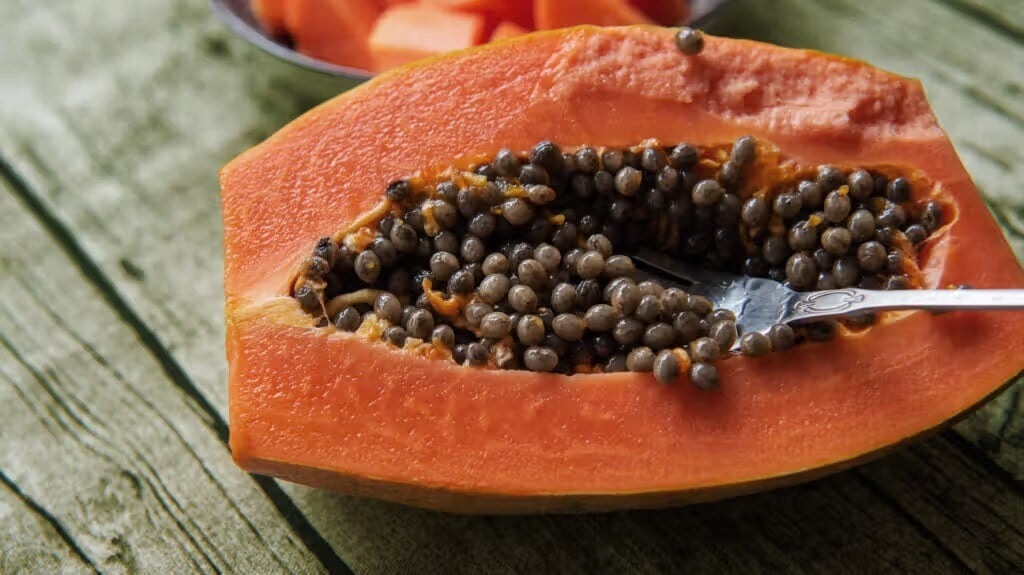 Papaya On Empty Stomach: బొప్పాయి పండు పరగడుపున తినడం వల్ల ప్రయోజనాలు ఏమిటి