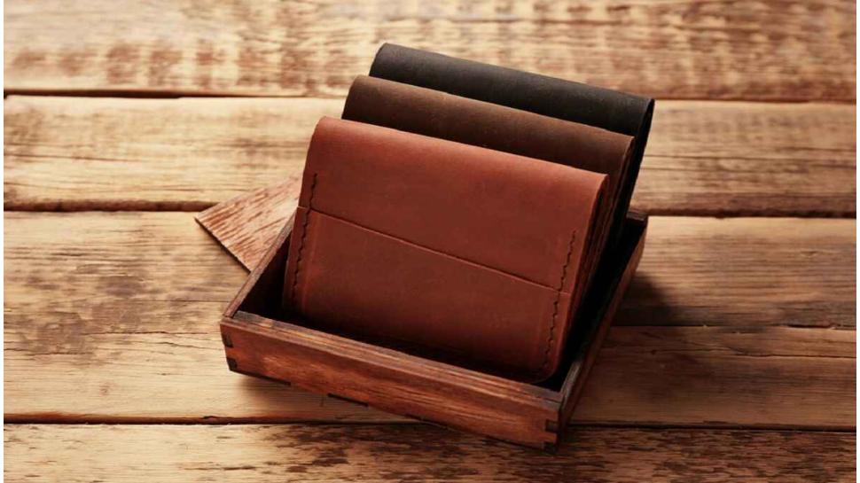 wallet vastu: