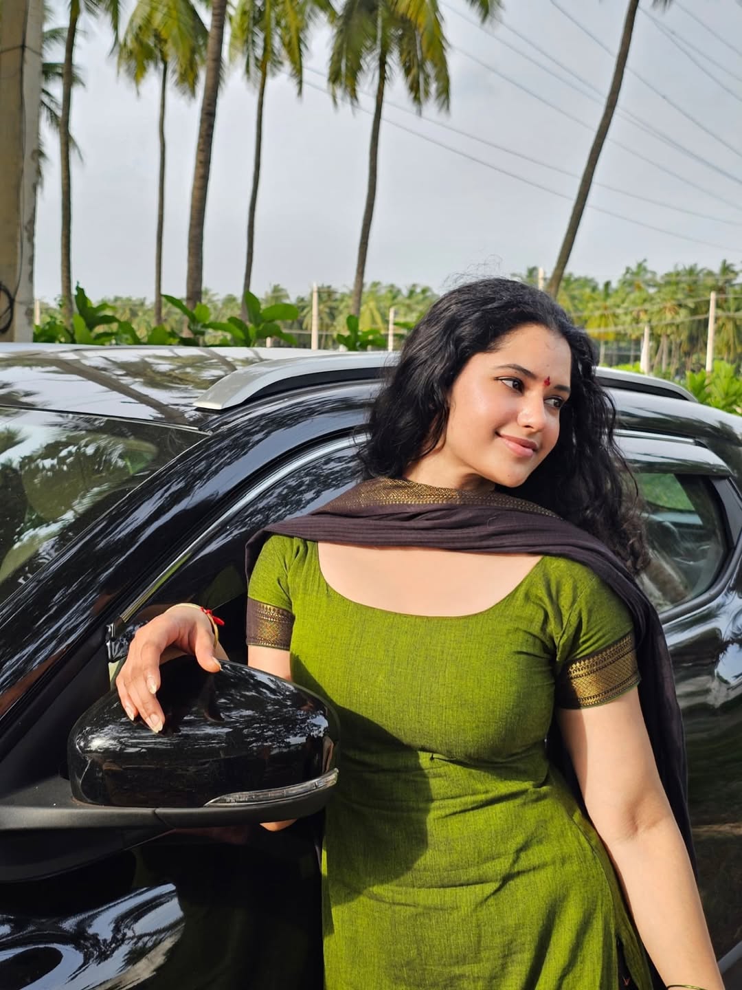 Bigg Boss Wild Card Contestant Ramya Moksha
