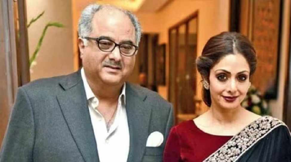 Sridevi In Hotel Room With Boney Kapoor 