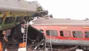 Odisha Train Accident: నేను బతికే ఉన్నా.. మృతదేహాలలో పోలీస్ కాళ్లు పట్టుకున్న వ్యక్తి.. షాకింగ్ ఘటన..!