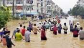 Vijayawada Floods: వరద తగ్గినా ఇళ్లలోకి వెళ్లలేని స్థితి, పాముల భయం