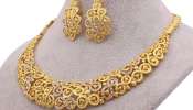 Gold Rate Today: పసిడి ప్రియులకు ఊరట.. భారీగా తగ్గిన బంగారం ధర.. ఏప్రిల్ 25, శుక్రవారం బంగారం ధరలు ఇవే 