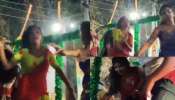 Women Obscene Dance Video: కొమ్మాల జాతరలో అమ్మాయిల బూతు డ్యాన్స్లు.. వీడియో పై రాజుకున్న దుమారం.. Women Obscene Dance Video: కొమ్మాల జాతరలో అమ్మాయిల బూతు డ్యాన్స్లు.. వీడియో పై రాజుకున్న దుమారం..