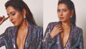 Raashi Khanna Bold Photoshoot : తెగించేసిన రాశీ ఖన్నా.. అంతా ఓపెన్‌ చేసిన బ్యూటీ