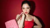 Tamannaah Bhatia Pics: తమన్నా భాటియా పరువాల విందు.. కుర్రాళ్ల గుండెల్లో మంటలు రేపుతున్న మిల్కీబ్యూటీ!