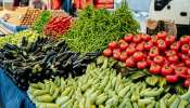 Vegetable Price Today: భయపెడుతున్న బెండకాయ..ఘాటెక్కెస్తున్న మిర్చీ.. వారాంతం సంతకు వెళ్తున్నారా? తాజా కూరగాయల ధరల లిస్ట్ ఇదిగో..!! 
